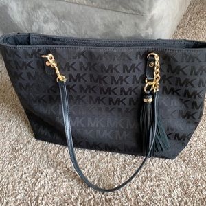 Michael Kors tote